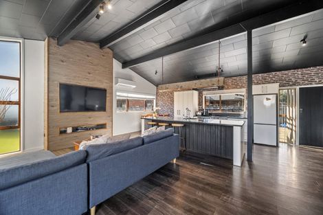 Photo of property in 21 Carter Drive, Pomare, Rotorua, 3015