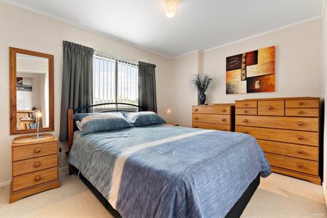 Photo of property in 7a Butley Drive, Farm Cove, Auckland, 2012
