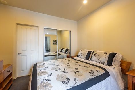 Photo of property in Atrium Towers, 6a/154 The Terrace, Wellington Central, Wellington, 6011