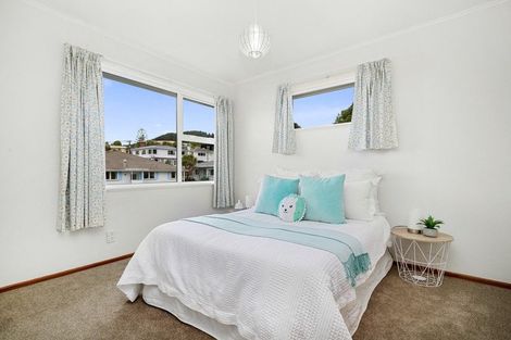 Photo of property in 12 Pembroke Street, Tawa, Wellington, 5028