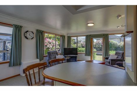 Photo of property in 46/2 Kitchener Square, Highfield, Timaru, 7910