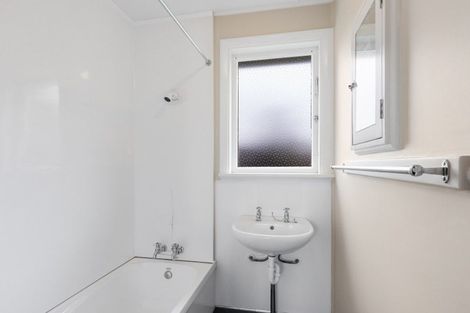 Photo of property in 33 Eureka Street, Aranui, Christchurch, 8061