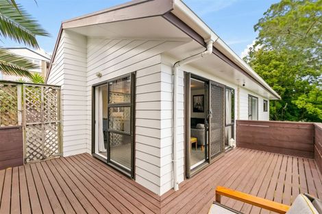 Photo of property in 2/28 Royal Road, Massey, Auckland, 0614