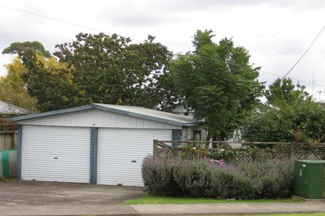 Photo of property in 32 Rambler Crescent, Beach Haven, Auckland, 0626