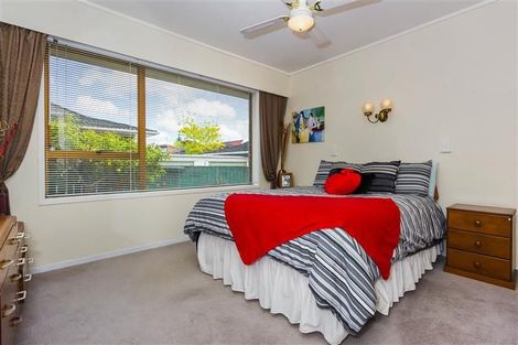 Photo of property in 7/33 Swanson Road, Henderson, Auckland, 0610