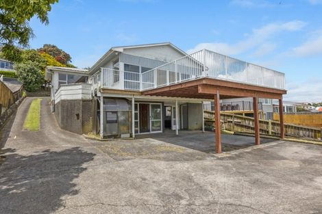 Photo of property in 9 Mount View Place, Spotswood, New Plymouth, 4310