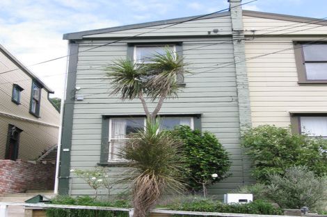 Photo of property in 26 Edinburgh Terrace, Berhampore, Wellington, 6023