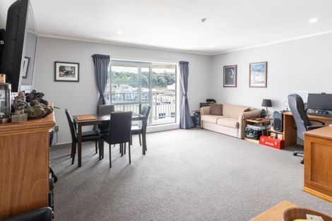Photo of property in 23/8 Girton Terrace, Mount Cook, Wellington, 6021