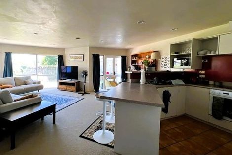 Photo of property in 27 Palmgreen Court, Stanmore Bay, Whangaparaoa, 0932