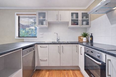 Photo of property in 45b Springs Road, Parakai, 0830