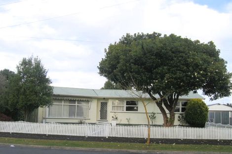 Photo of property in 14 Thornton Place, Melville, Hamilton, 3206