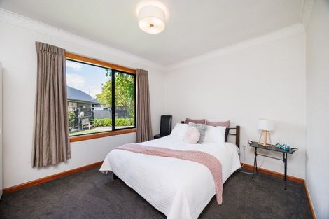Photo of property in 9 Awatea Terrace, Hokowhitu, Palmerston North, 4410