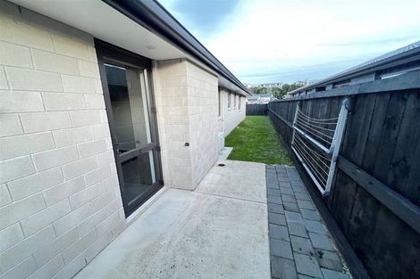 Photo of property in 61 Bert Wall Drive, Omokoroa, 3114