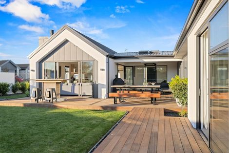 Photo of property in 43 Hotere Street, Rangiora, 7400