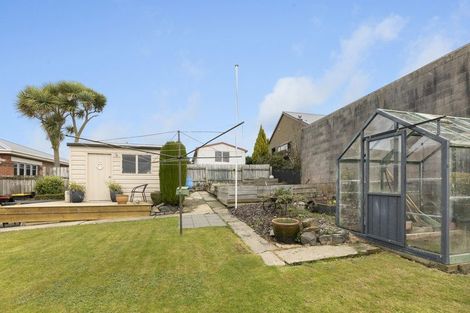 Photo of property in 96 Middleton Road, Kew, Dunedin, 9012