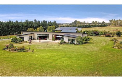 Photo of property in 1253a Tram Road, Swannanoa, Rangiora, 7476