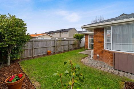 Photo of property in 3/5 Broadbent Street, Riccarton, Christchurch, 8041