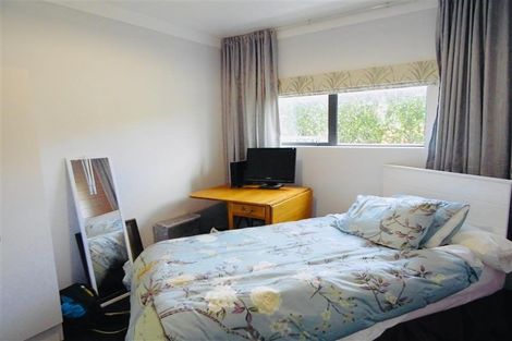 Photo of property in 3 Manu Crescent, Upper Vogeltown, New Plymouth, 4310