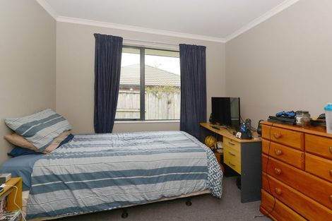 Photo of property in 10 Saint James Drive, Huntington, Hamilton, 3210