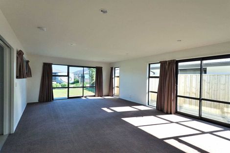 Photo of property in 143 Infinity Drive, Pegasus, 7612