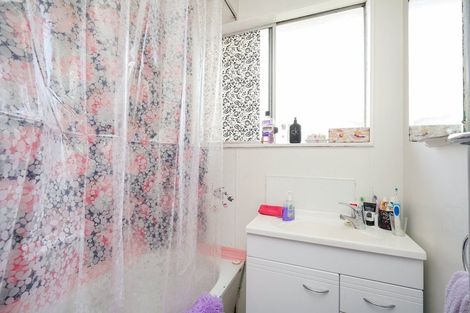 Photo of property in 56 Lauder Crescent, Heidelberg, Invercargill, 9812