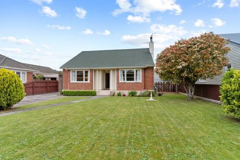 Photo of property in 24 Masters Crescent, Masterton, 5810