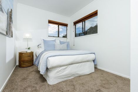 Photo of property in 42 Archers Road, Glenfield, Auckland, 0629