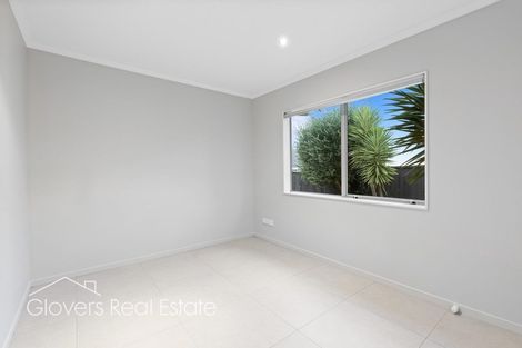 Photo of property in 6a Ava Avenue, Titirangi, Auckland, 0604