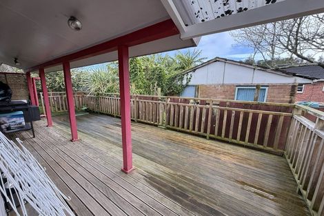 Photo of property in 1/20 Ocean View Road, Northcote, Auckland, 0627