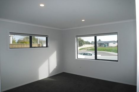 Photo of property in 11 Kingi Te Ahoaho Place, Otaki, 5512