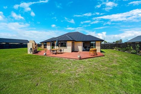 Photo of property in 70 Kingsdowne Drive, West Melton, 7618