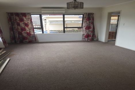 Photo of property in 3/332 West Coast Road, Glen Eden, Auckland, 0602