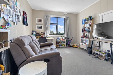 Photo of property in 1382 Carrington Road, Hurworth, New Plymouth, 4371