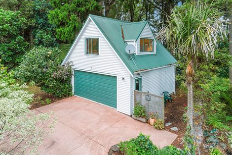 Photo of property in 97 Waima Crescent, Titirangi, Auckland, 0604