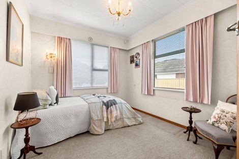 Photo of property in 50 Brentwood Street, Trentham, Upper Hutt, 5018