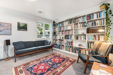 Photo of property in 3 Juliana Place, Awapuni, Palmerston North, 4412