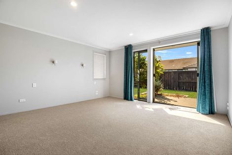 Photo of property in 5 Barbary Close, Wharewaka, Taupo, 3330