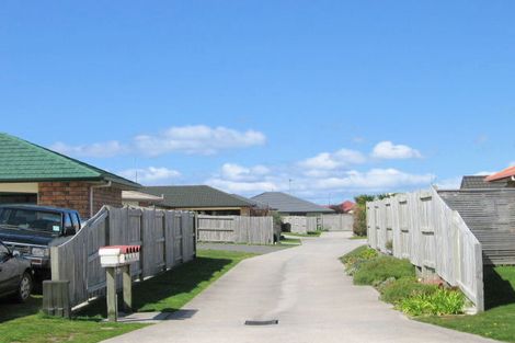 Photo of property in 12 Summerland Crescent, Papamoa Beach, Papamoa, 3118