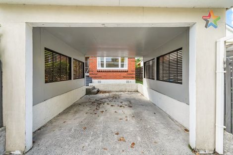 Photo of property in 9 The Square, Manor Park, Lower Hutt, 5019