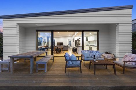 Photo of property in 7/1a Montrose Place, Highlands Park, New Plymouth, 4312