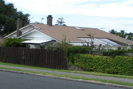 Photo of property in 2 Onepoto Road, Hauraki, Auckland, 0622