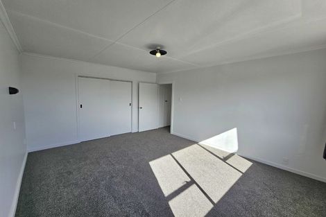 Photo of property in 10 Paritutu Road, Spotswood, New Plymouth, 4310