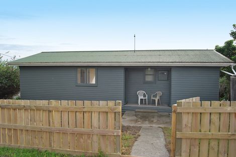 Photo of property in 6 Settlement Road, Kaiwaka, 0573