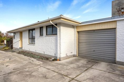 Photo of property in 1/12 Camrose Place, Ilam, Christchurch, 8041