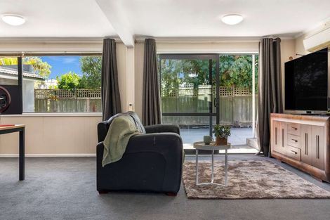 Photo of property in 44 Lynmore Avenue, Lynmore, Rotorua, 3010