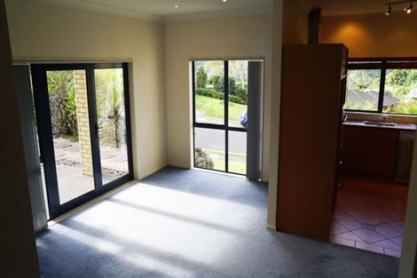 Photo of property in 23 Roberta Crescent, Orewa, 0931