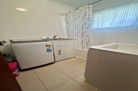 Photo of property in 8/318 Te Atatu Road, Te Atatu South, Auckland, 0610