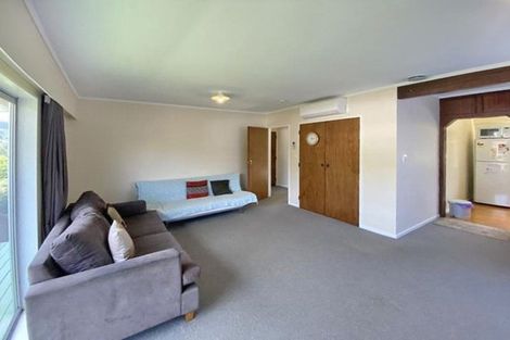 Photo of property in 15b Florio Terrace, Tawa, Wellington, 5028