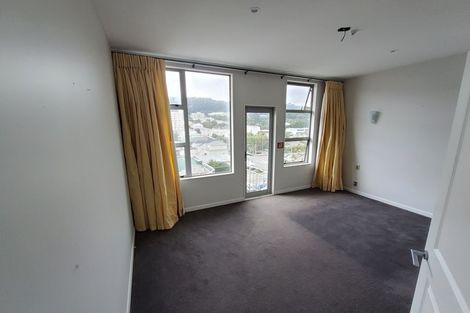 Photo of property in Grandstand Apartments, 38/80 Kent Terrace, Mount Victoria, Wellington, 6011