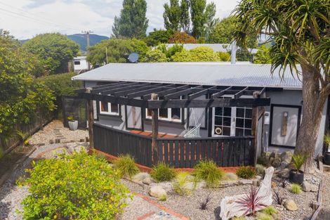 Photo of property in 68 Kiwi Road, Raumati Beach, Paraparaumu, 5032